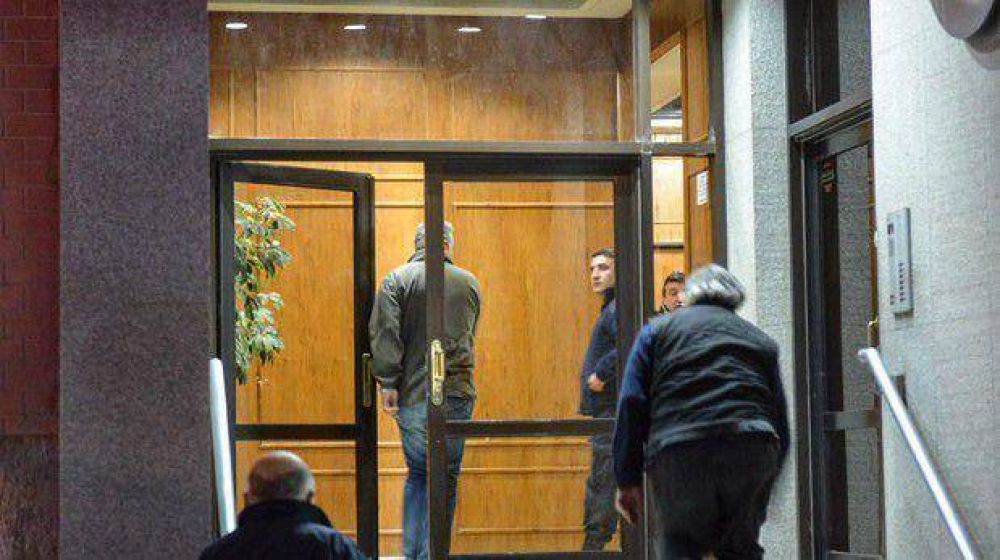En el asalto al piso c�ntrico se llevaron 11 mil pesos
