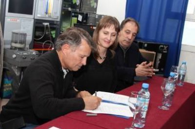 YPF realiz� una importante donaci�n en el Hospital Alvear