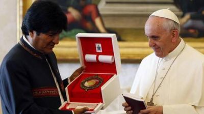 Evo le plante� al Papa su deseo de una salida al mar