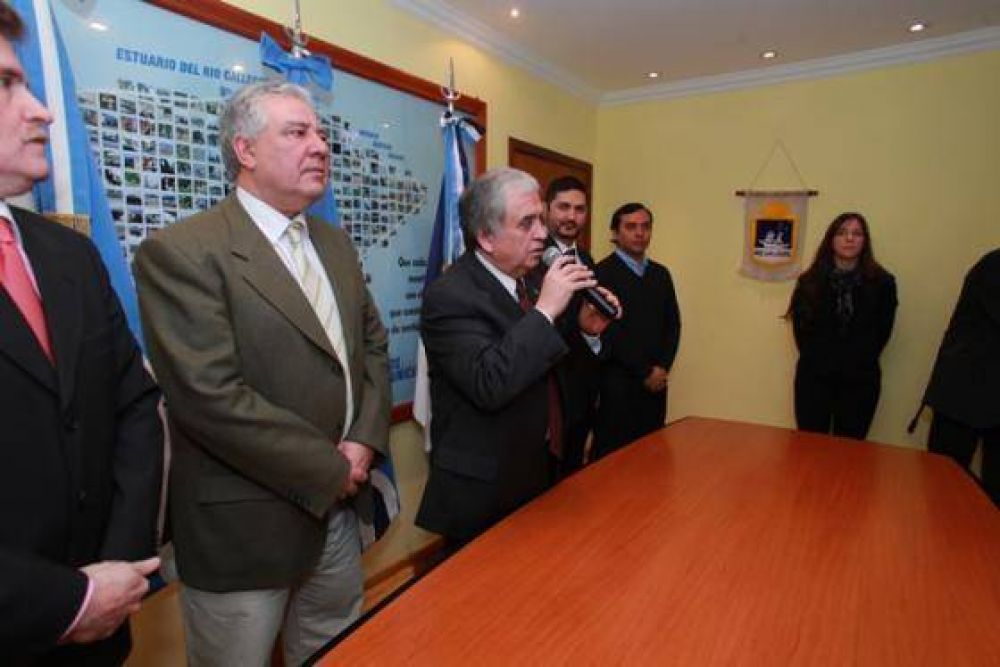 Cant�n reiter� identidad con el proyecto nacional y distancia con la provincia