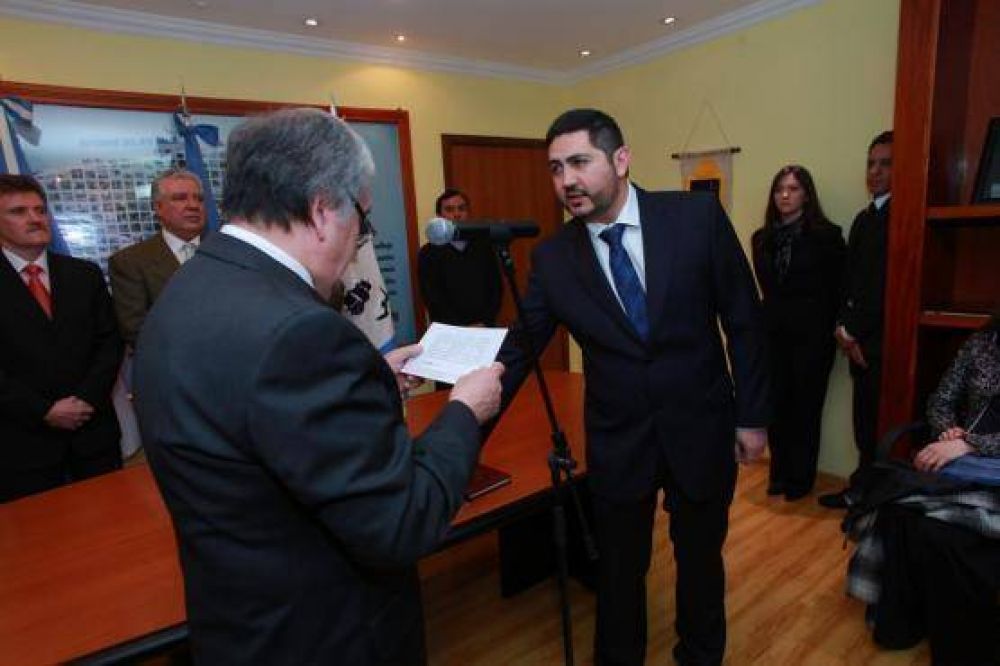 Asumi� Zavaley al frente de Obras P�blicas
