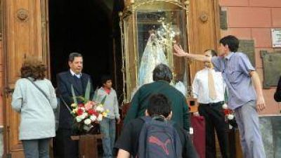 Catamarca agradeci� a la Virgen del Valle al cumplirse 9 a�os del terremoto
