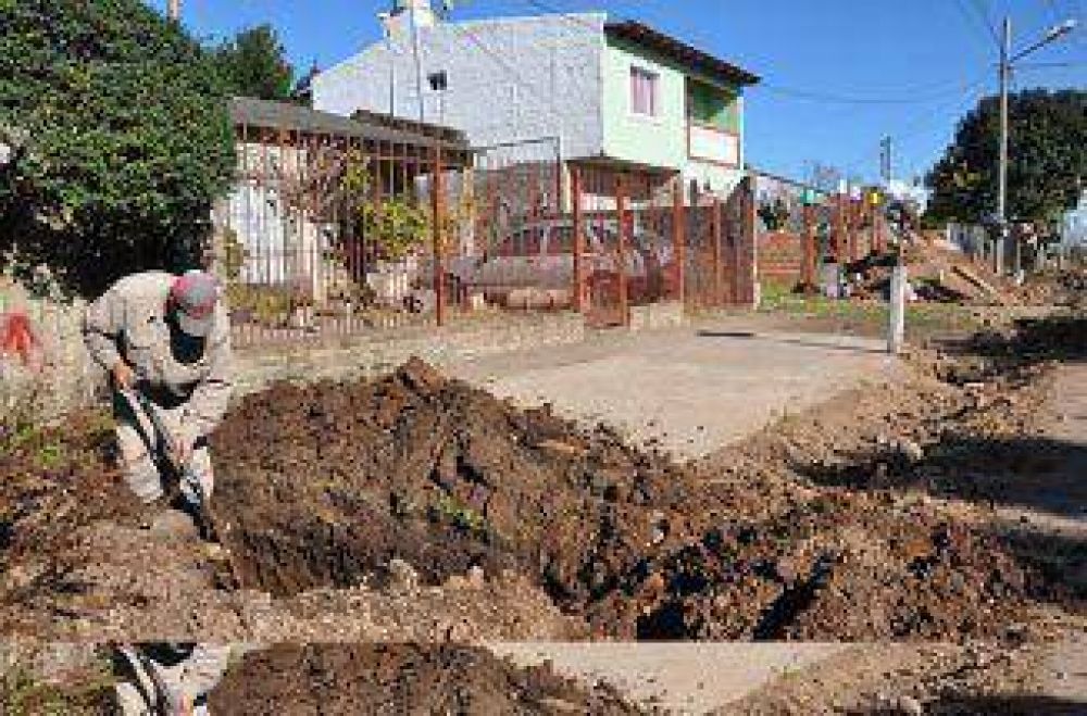 Habilitan obra de cloacas y realizan saneamientos y zanjeos