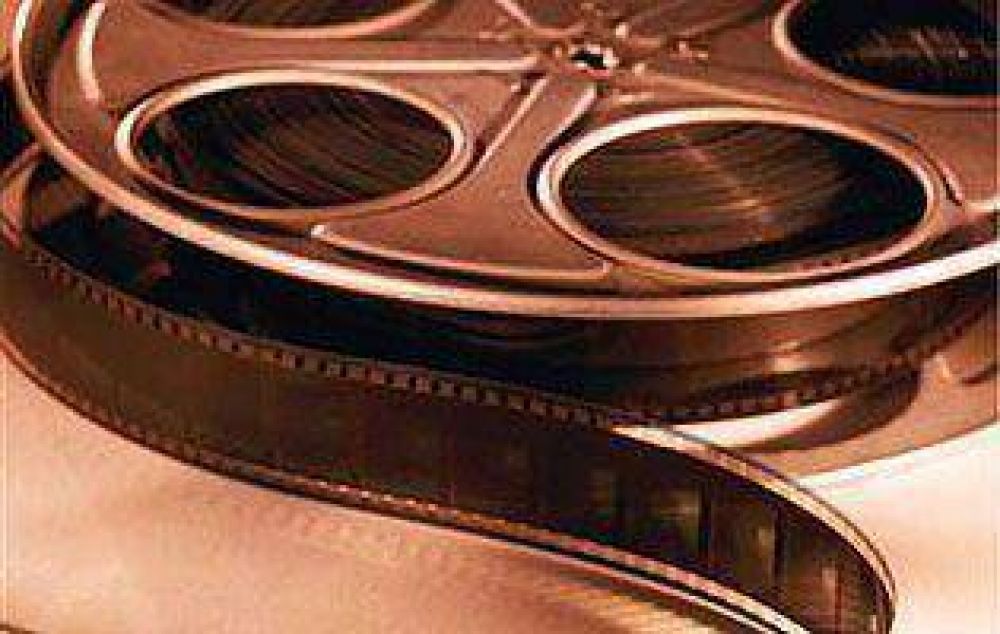 El Festival de Cine de Esteban Echeverr�a da sus primeros pasos