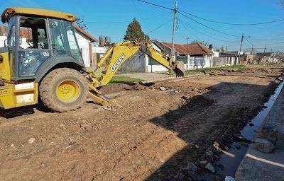 El municipio avanza con la reparaci�n de calles y avenidas en todo el distrito