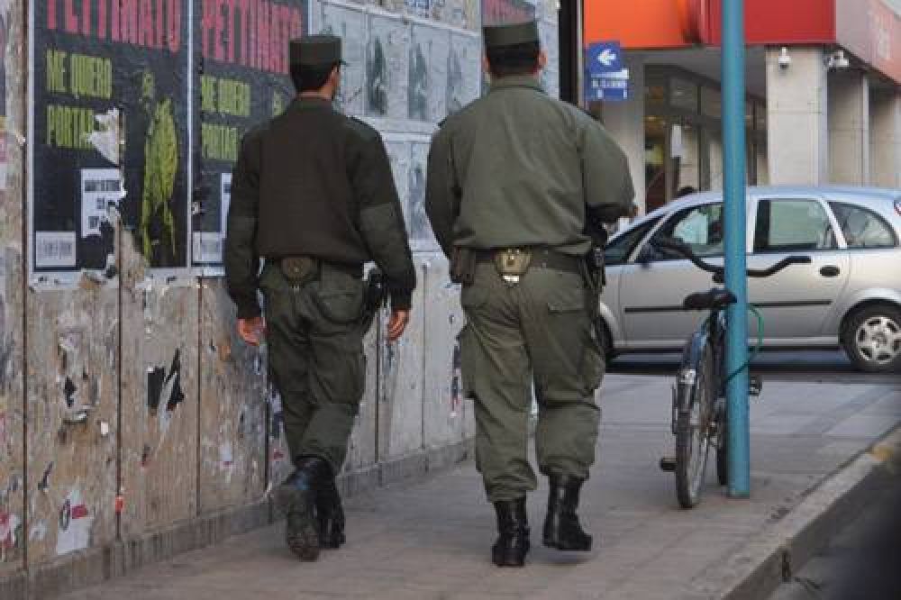 Passaglia asegur� que est�n haciendo tareas de inteligencia en los barrios: el Intendente apoy� el accionar de Gendarmer�a en la ciudad
