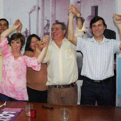 El Frente del Pueblo present� a sus candidatos para octubre