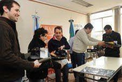 Separaci�n de Residuos: el OPDS entreg� equipamiento a la cooperativa CURA