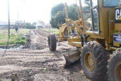 Realizan trabajos viales en barrios del sur