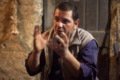 Estuvo preso y su �nico pecado fue ser alto