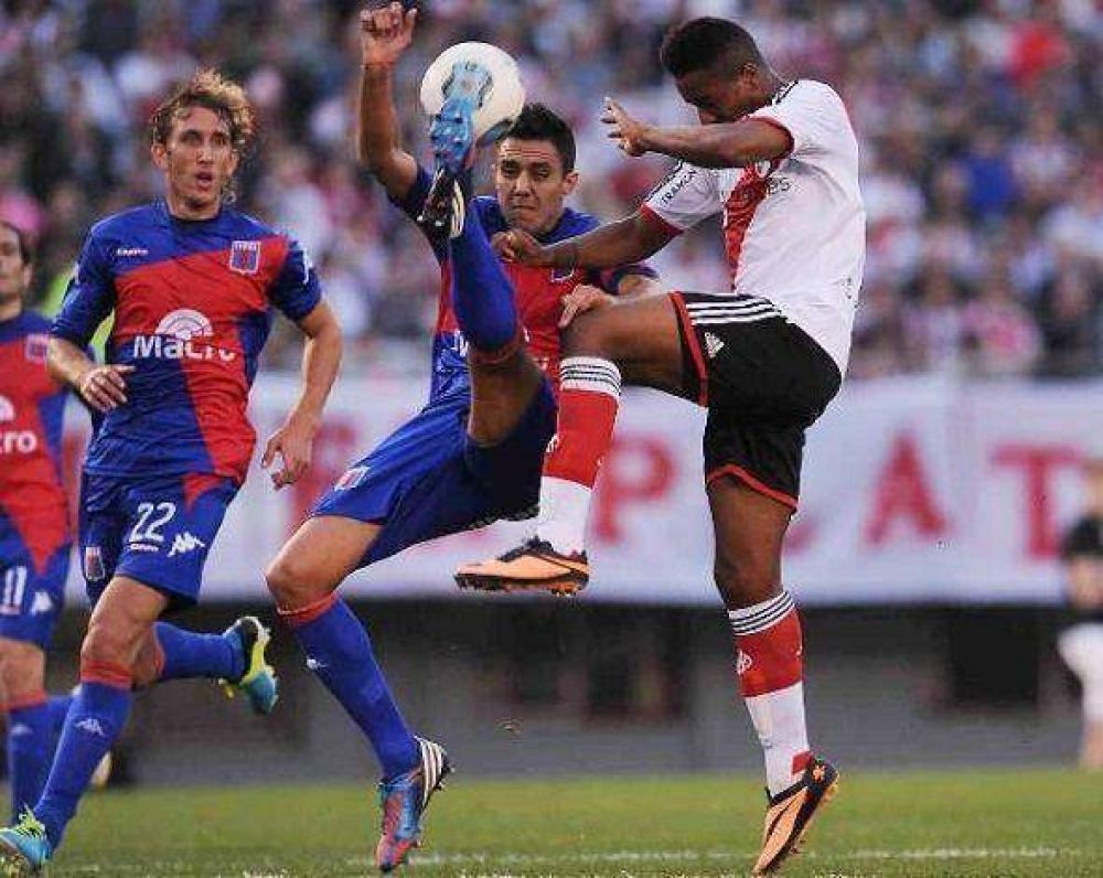 Tigre cay� goleado ante River
