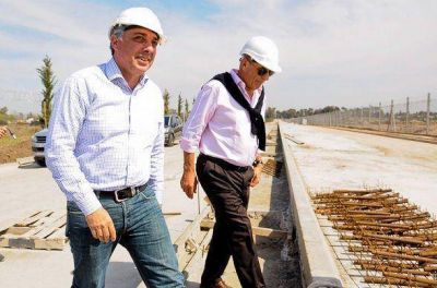 Tigre: Julio Zamora recorri� el avance de obras de un gran complejo log�stico