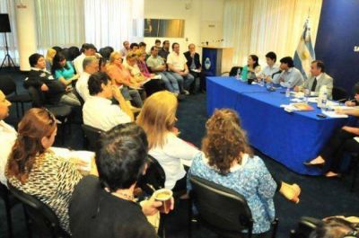 El Gobierno convoc� a los sindicatos docentes a una ronda de di�logo