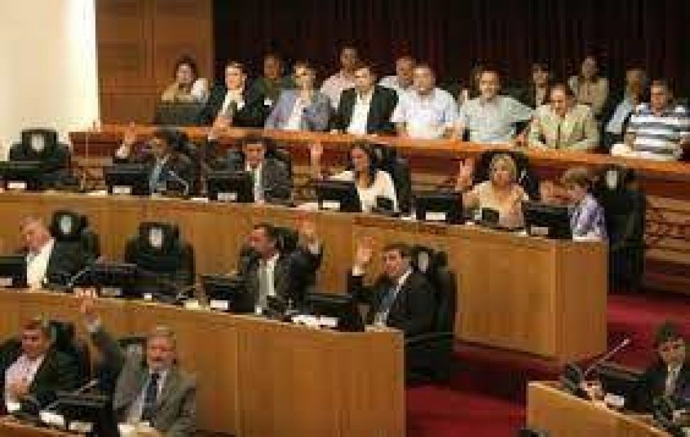 La Legislatura aprobar� nuevos fondos para obras