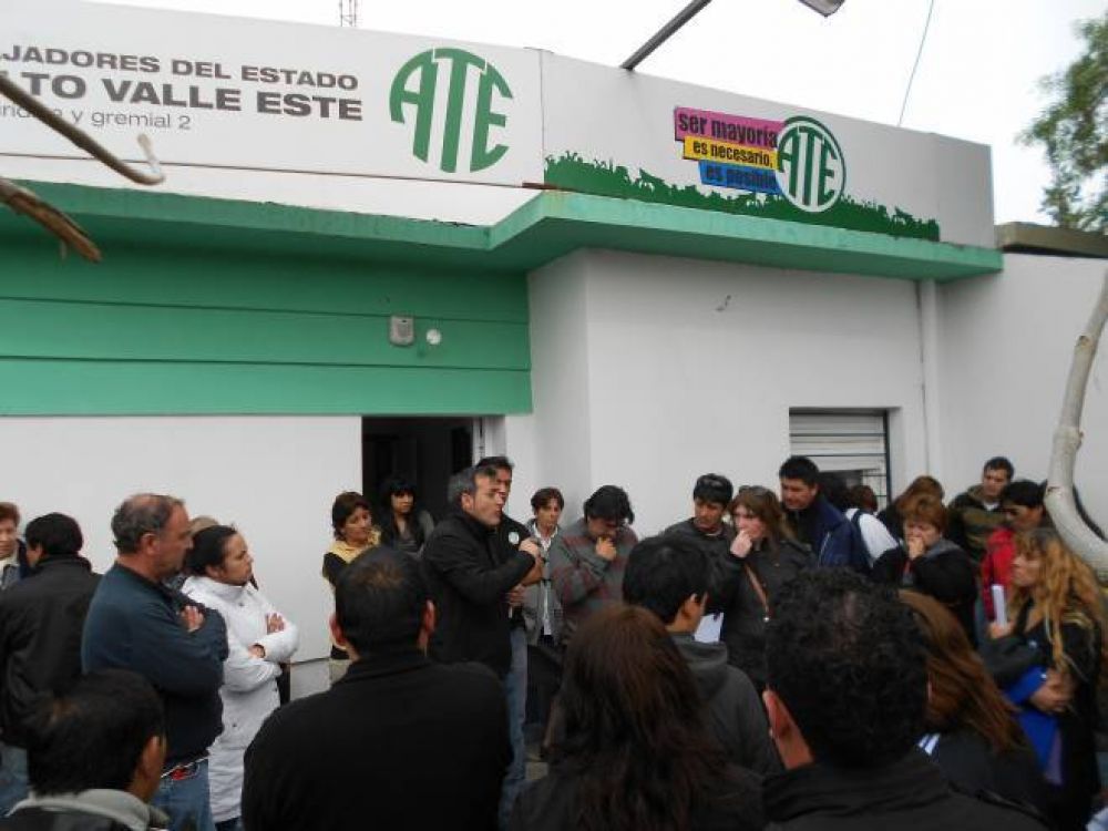 Porteros profundizan medidas