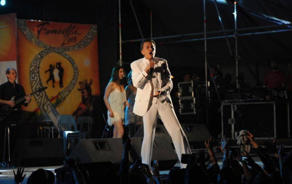 "Palito" emocion� e hizo bailar a Famaill�