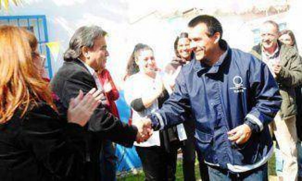 Nuevo m�vil para la direcci�n de Capacidades Diferentes