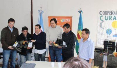 Entregan equipamiento a cooperativa de recicladores