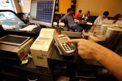 Rechazan que comerciantes deban pagar para acceder a bot�n antip�nico