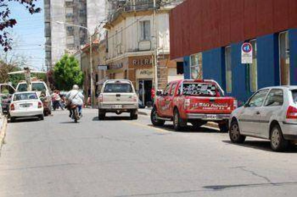Buscan generar alternativas para el estacionamiento en la zona c�ntrica