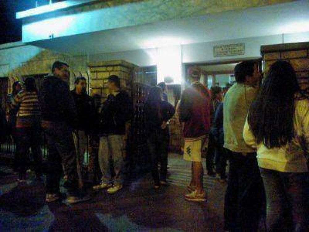 DENUNCIAN A MAESTRA POR ABUSO DE MENORES EN EL INSTITUTO GIANELLI