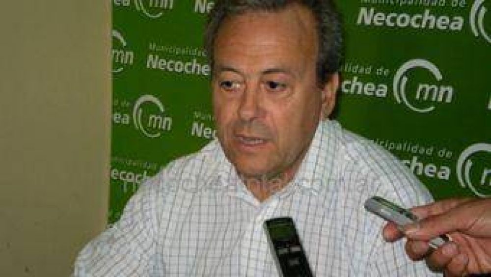 Daniel Molina presenta su libro