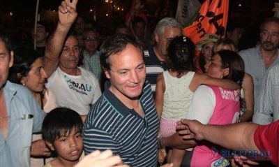 �Esto es s�lo el inicio�, dijo Camau en el Parque Mitre como escenario de campa�a