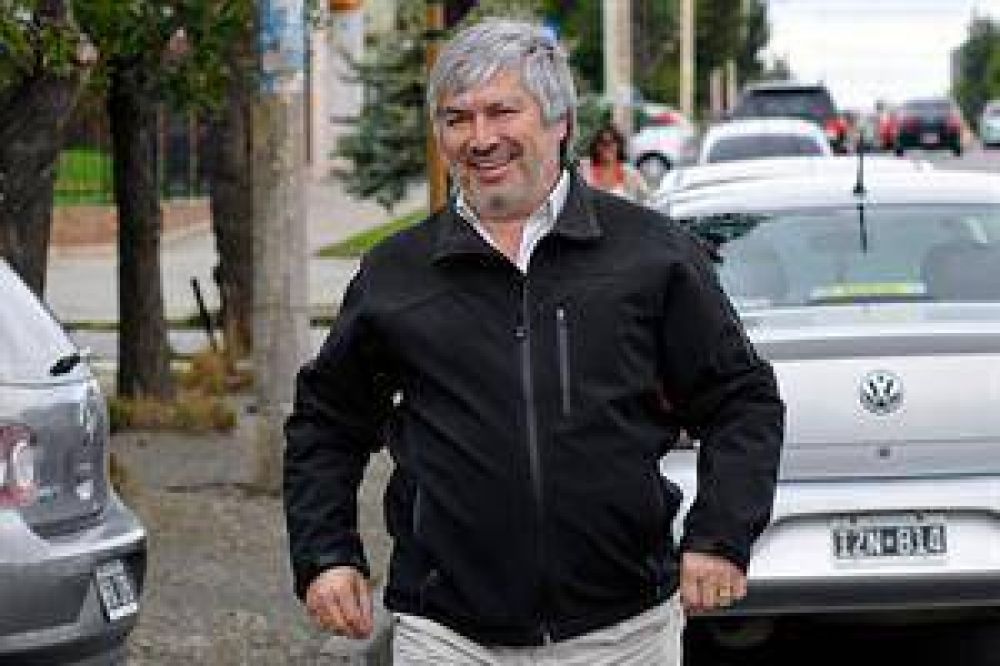 Impulsan una denuncia contra Austral Construcciones por supuesta utilizaci�n de facturas truchas