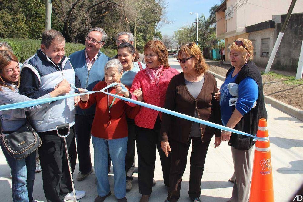 Se inaugur� un nuevo asfalto en San Miguel