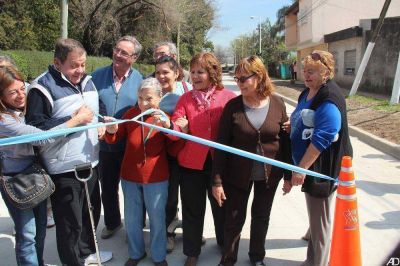 Se inaugur� un nuevo asfalto en San Miguel