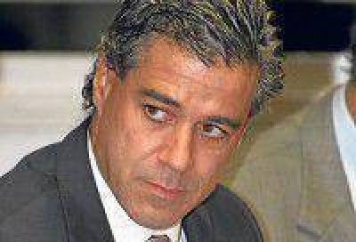 El juez Rafecas pidi� las declaraciones juradas del general Milani