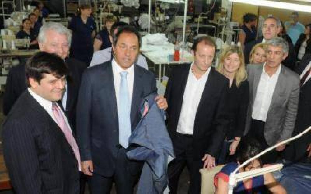 Scioli recorri� Pergamino con intendentes de la Segunda Secci�n