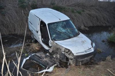 En la madrugada del domingo, en accidente vial en General Rojo, falleci� un joven de 31 a�os