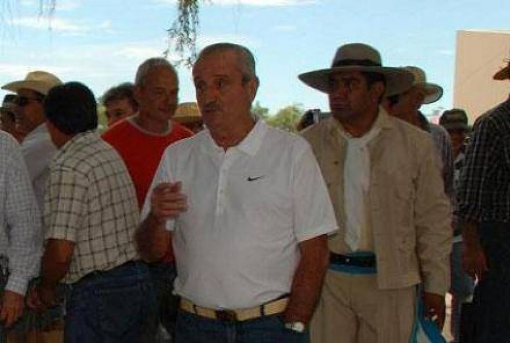Entre 800 a 1000 titulos estan en condiciones de ser entregados a productores del oeste 