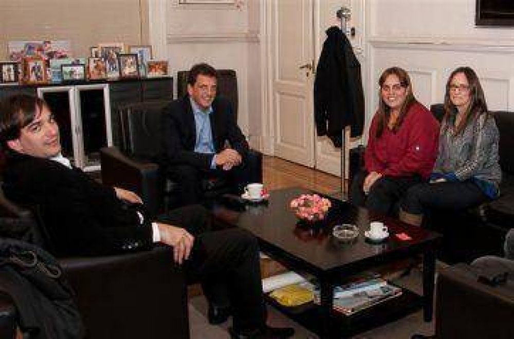 Senado: el massismo a la espera de arribos