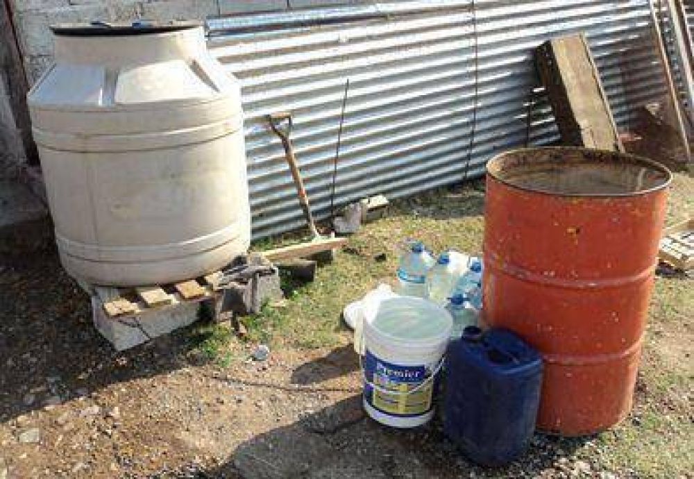 Grave situaci�n por falta de Agua en �Los Alisos�