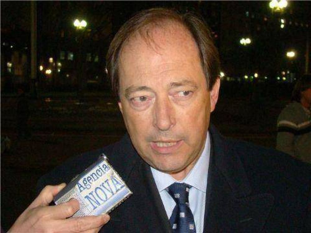 En medio de fuertes rumores, Ernesto Sanz desembarca en La Plata