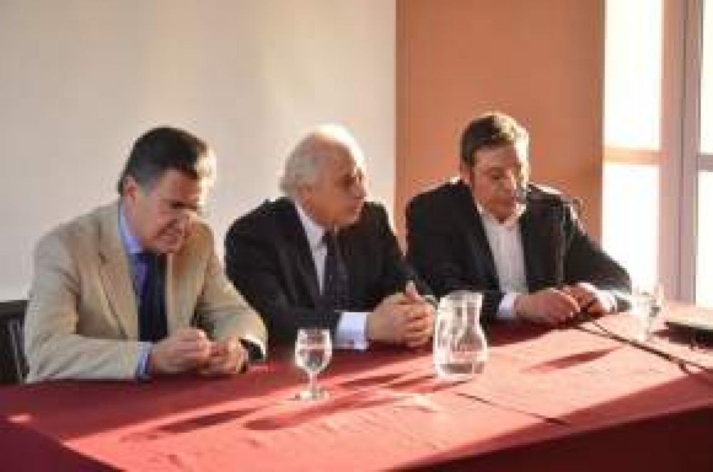 Dictaron Curso de Manipulaci�n de Alimentos
