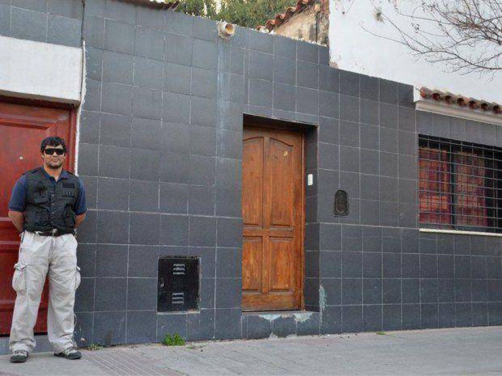 Cierran un prost�bulo VIP en el macrocentro salte�o