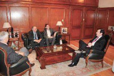 El gobernador Zamora recibi� al viceministro de Salud de la Naci�n