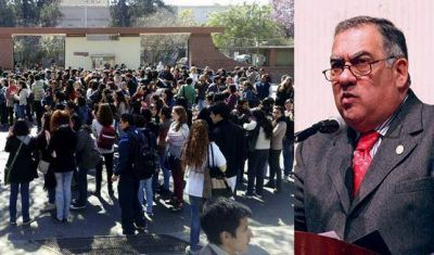 "El objetivo es comenzar el ciclo lectivo 2014 con los comedores funcionando"