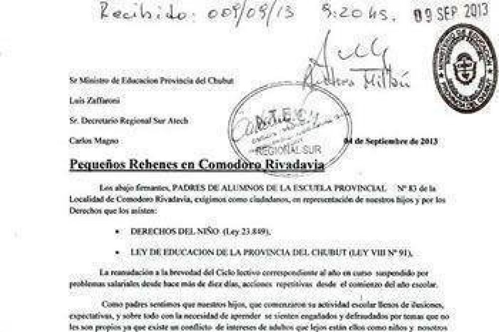 LOS PADRES DE COMODORO LEVANTAR�AN UNA �CARPA DE LOS NI�OS REHENES DE LA EDUCACI�N�