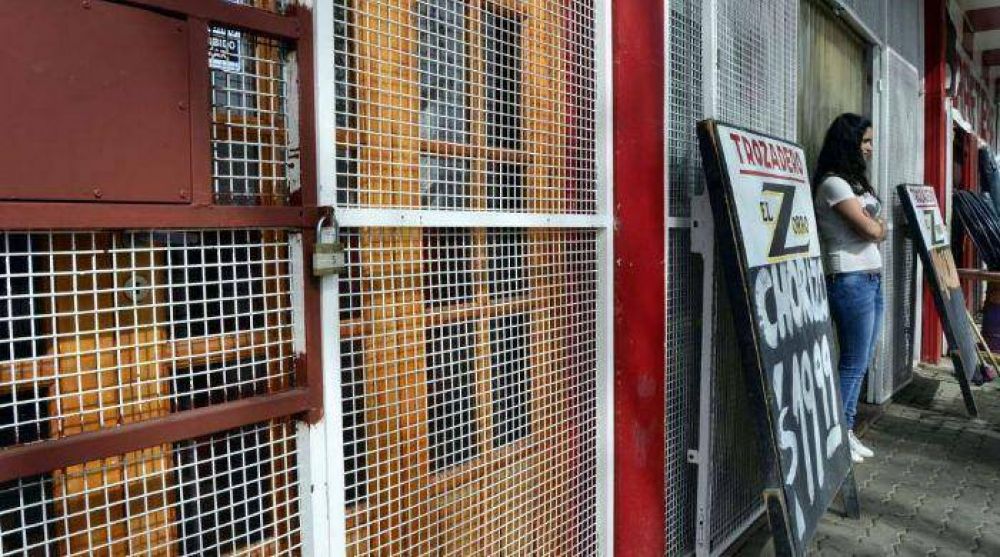 Piden a comerciantes y vecinos no tener miedo por el recital del Indio