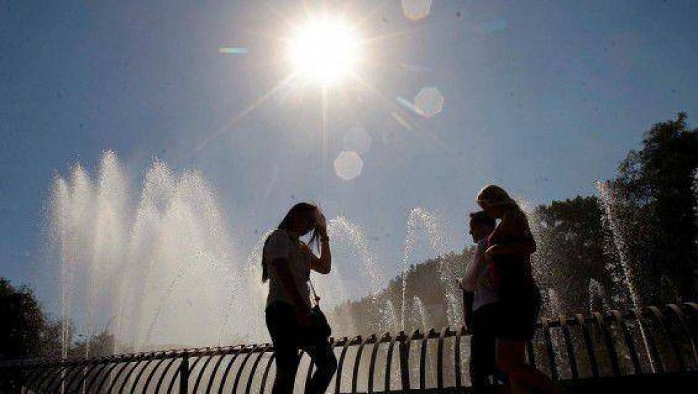 Zonda en Mendoza: incendios y 33� en invierno
