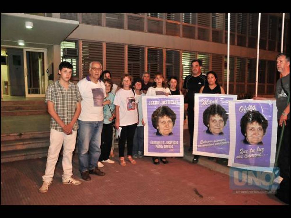 Familiares y amigos de Ofelia Kessel pidieron justicia frente a Tribunales