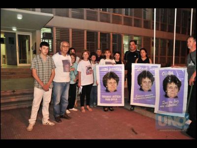 Familiares y amigos de Ofelia Kessel pidieron justicia frente a Tribunales
