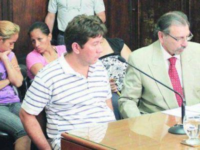 Juzgan al responsable de tener 100 kilos de marihuana en el patio de su casa 
