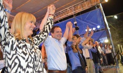 En el principal basti�n K, ECO realiza hoy su cierre de campa�a y ma�ana lo har� el FPV