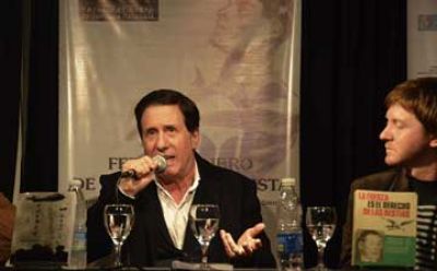 Lanus: Se present� una nueva edici�n del libro �La fuerza es el derecho de las bestias�, de Juan Domingo Per�n
