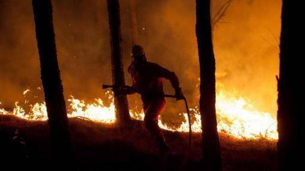 Misioneros casi quedaron atrapados por el fuego en C�rdoba